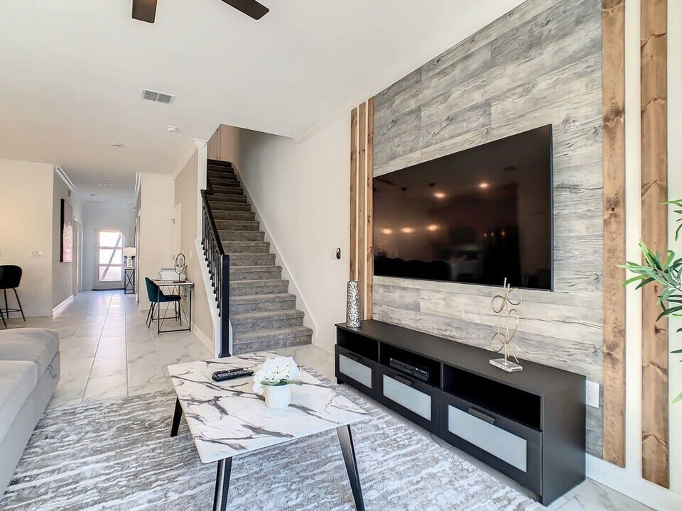 2955 Penelope Loop in Kissimmee, FL - Foto de edificio