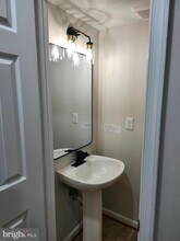 4884 Saltwater Dr in Dumfries, VA - Building Photo - Building Photo