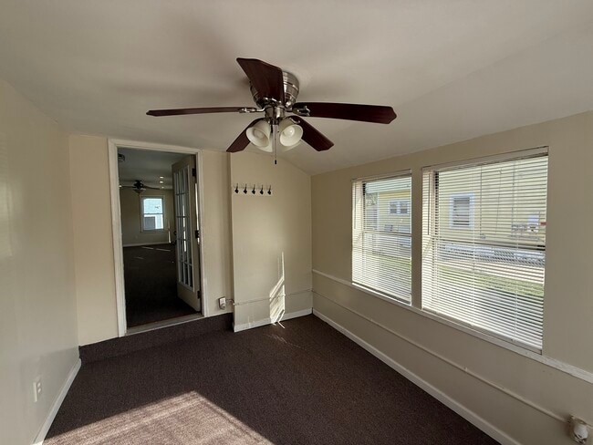 45 Saint Mary St in Hamden, CT - Building Photo - Building Photo