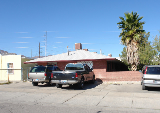 4027 Johnson Ave in El Paso, TX - Building Photo - Building Photo