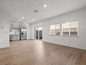1938 Silicone Dr in Sparks, NV - Building Photo - Building Photo