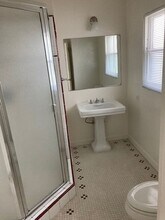 204 Belmont Ave in Long Beach, CA - Building Photo - Building Photo