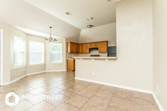 112 Currie Ct in Crowley, TX - Building Photo - Building Photo