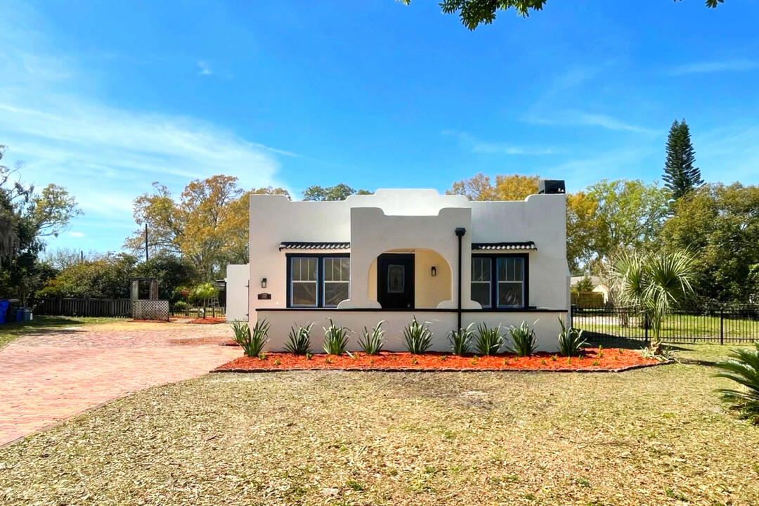 210 Carolina Ave, Unit 10 in St. Cloud, FL - Building Photo