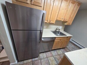 3 Lewis Mall, Unit #2 North End 02109 in Boston, MA - Building Photo - Building Photo