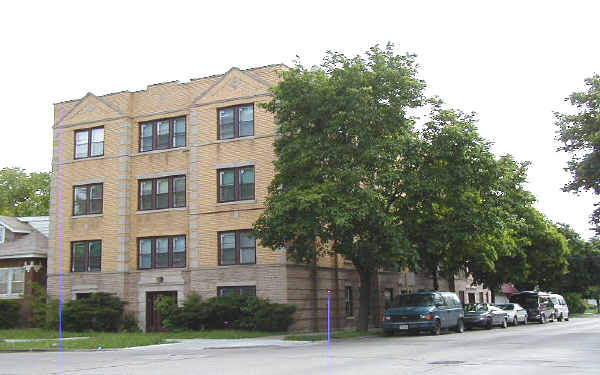 7555 S Hermitage Ave in Chicago, IL - Foto de edificio