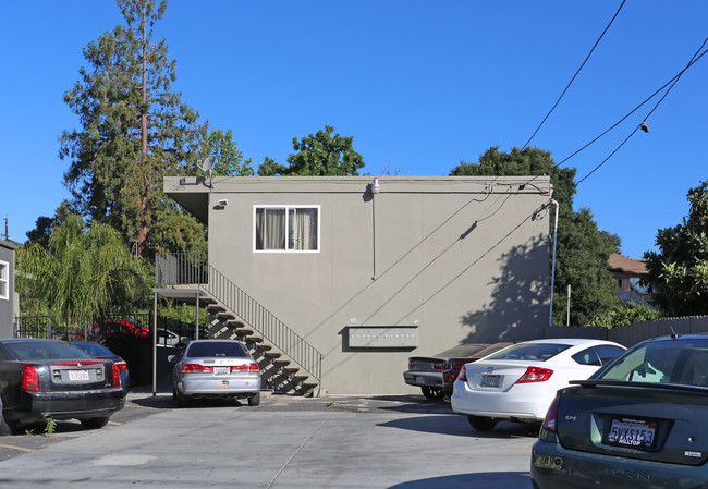 2615 26th Ave in Oakland, CA - Foto de edificio - Building Photo