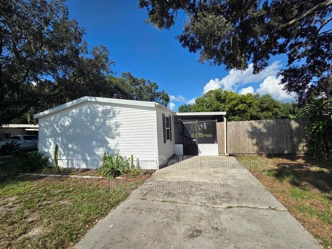 5368 Mt Olive Rd in Polk City, FL - Building Photo - Building Photo