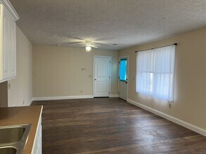 2330 Cologna Rd in Marshfield, MO - Building Photo - Building Photo