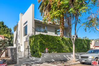 613 Westmount Dr in West Hollywood, CA - Building Photo - Building Photo