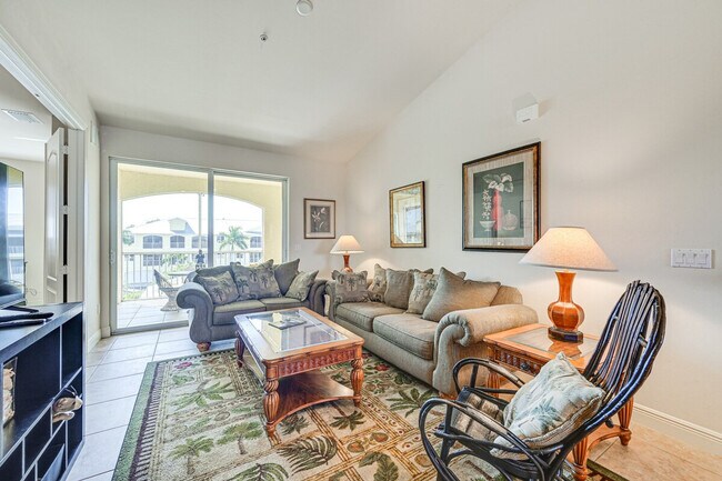 304 Copeland Ave in Everglades City, FL - Building Photo - Building Photo