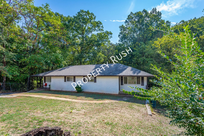 property at 4614 Norcross Rd