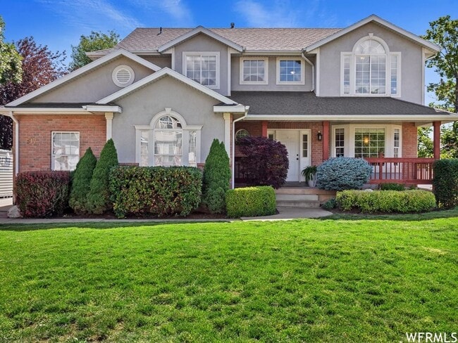 property at 517 N 1625 E