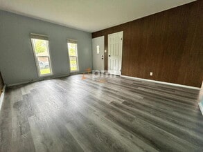 6822-6824 Laurel Ave in Portage, IN - Building Photo - Building Photo