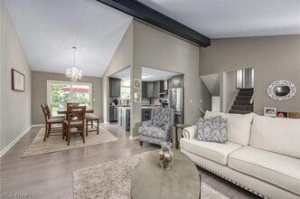 3270 Higley Rd in Rocky River, OH - Building Photo - Building Photo