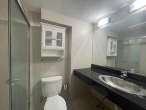 721 E St NE in Washington, DC - Building Photo - Building Photo