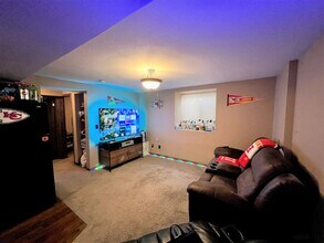 818 Bluemont Ave in Manhattan, KS - Building Photo - Building Photo