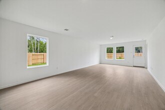 17966 Valle Cupa Ln in New Caney, TX - Building Photo - Building Photo