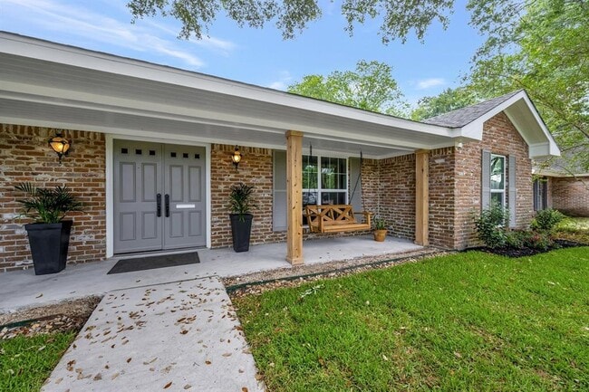 property at 18403 Point Lookout Dr