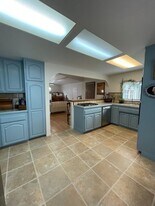 2238 W 238th St in Torrance, CA - Building Photo