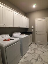 393 S Hill Ave in Fayetteville, AR - Building Photo - Building Photo