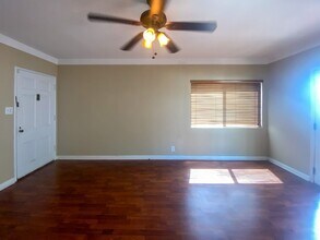 209 Marine Ave in Manhattan Beach, CA - Building Photo - Building Photo