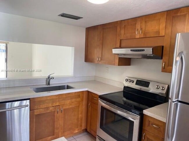 20756 NE 5th Ct in Miami, FL - Building Photo - Building Photo