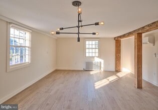 44 S Main St in New Hope, PA - Building Photo - Building Photo
