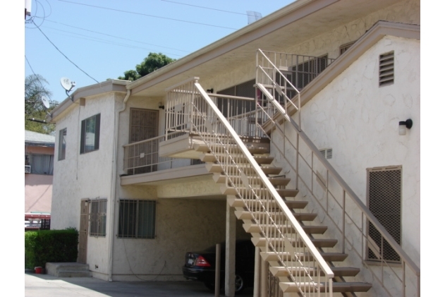 3605 Ferwood Ave in Lynwood, CA - Building Photo - Building Photo