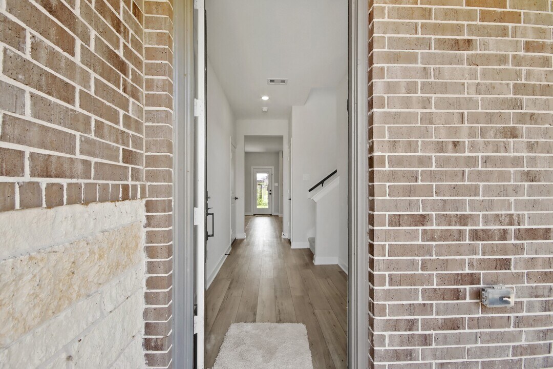 708 Fallen Hemlock Ct in Conroe, TX - Building Photo