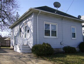 269 Summit St in Elgin, IL - Building Photo - Building Photo