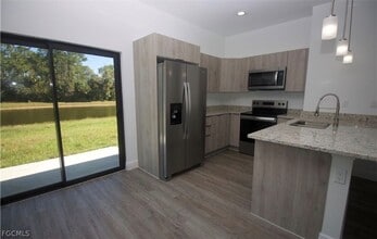 8004 Spice Ct in La Belle, FL - Building Photo - Building Photo