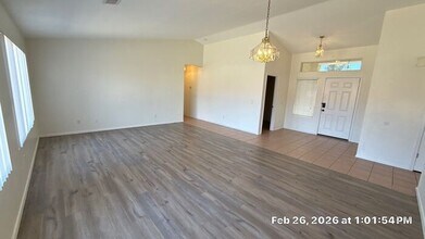 1910 E Vineyard Rd in Phoenix, AZ - Building Photo - Building Photo