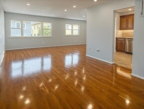157 W 17th St in Bayonne, NJ - Building Photo - Building Photo