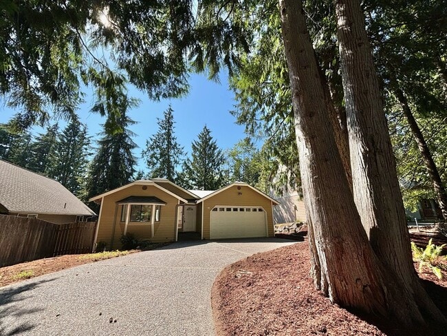 90 Sudden Valley Dr in Bellingham, WA - Building Photo - Building Photo