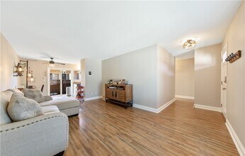 3535 Madison Ave in San Diego, CA - Building Photo - Building Photo
