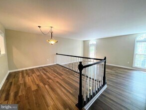 11812 Great Owl Cir in Reston, VA - Building Photo - Building Photo