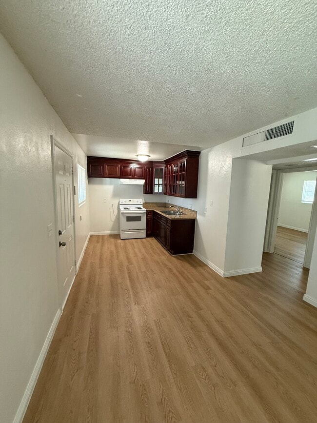2764 Conejo Dr, Unit D