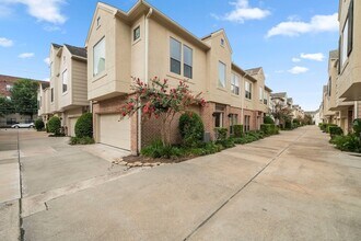 3816 Center St in Houston, TX - Building Photo - Building Photo