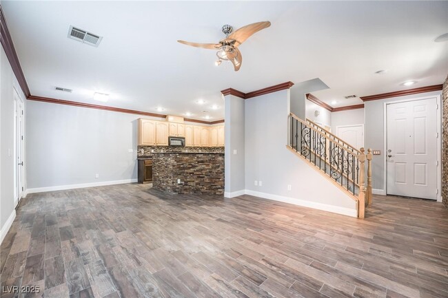 property at 25 Lone Cove Ct