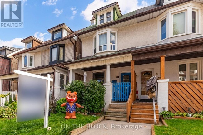 property at 11 Mountnoel Ave