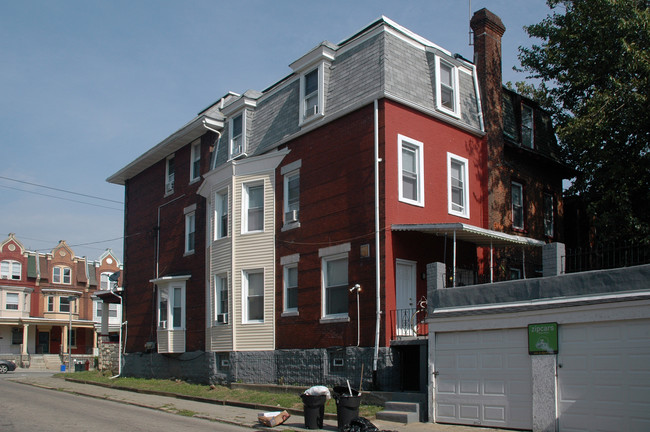 5114 Springfield Ave in Philadelphia, PA - Building Photo - Building Photo