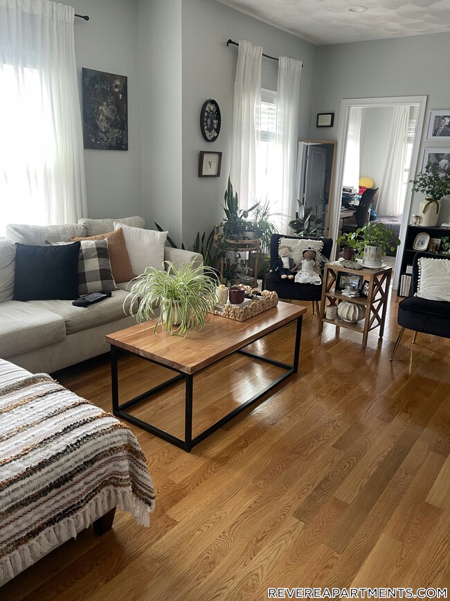 9 Dehon St, Unit 3