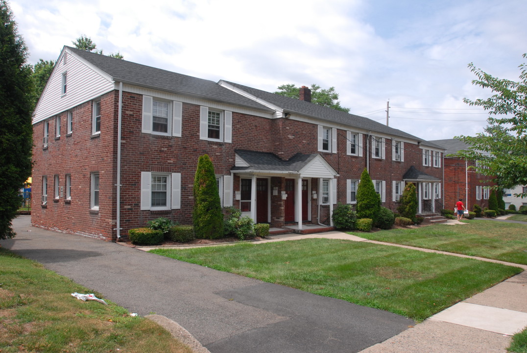 Palisades Manor in Palisades Park, NJ - Foto de edificio