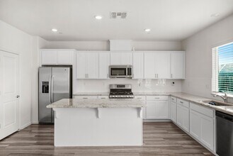 2032 Gatlin Ct in Plumas Lake, CA - Building Photo - Building Photo