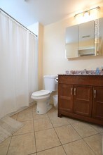 27 Lothrop St, Unit 2 in Boston, MA - Building Photo - Building Photo