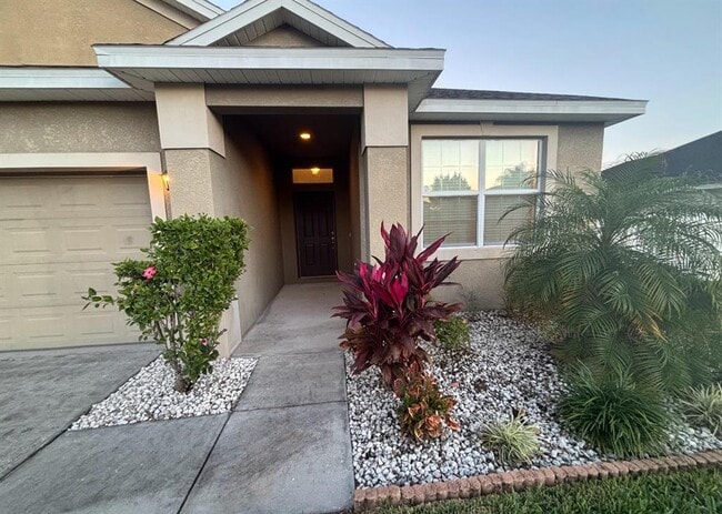 140 Highland Meadows St in Davenport, FL - Building Photo - Building Photo