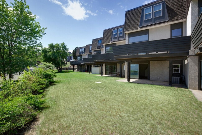 Highland Villas