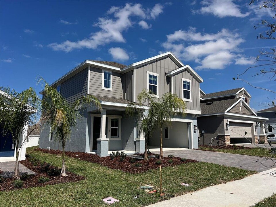 3161 Armstrong Ave in Clermont, FL - Building Photo