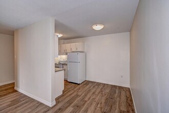 564-564 Durham Crescent in Woodstock, ON - Building Photo - Building Photo